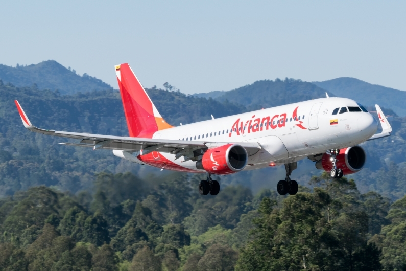 Avianca Airbus A319-115(WL) N753AV