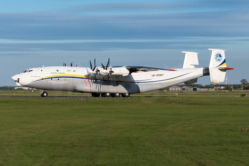 Antonov Airlines (Antonov Design Bureau) Antonov AN-22A UR-09307