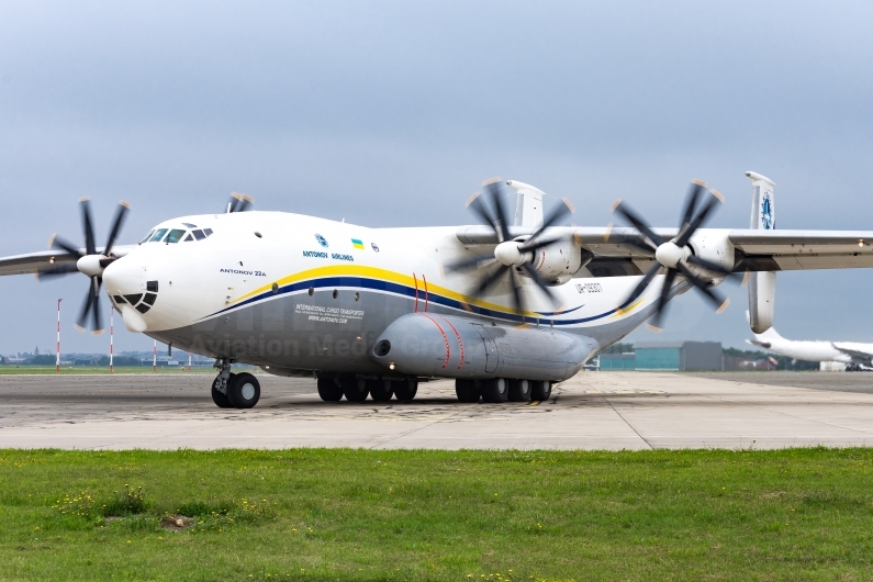 Antonov Airlines (Antonov Design Bureau) Antonov AN-22A UR-09307