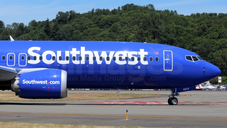 Southwest Airlines Boeing 737-8 MAX N1800B