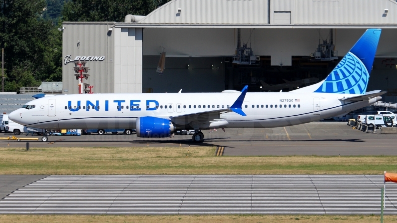 United Airlines Boeing 737 9 Max N57001 V1images Aviation Media