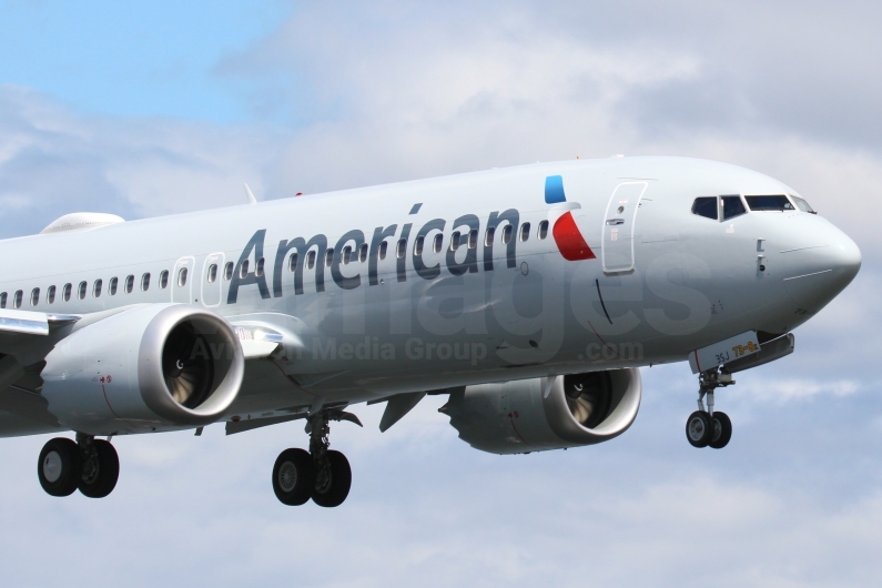 American Airlines Boeing 737-8 MAX N326SJ