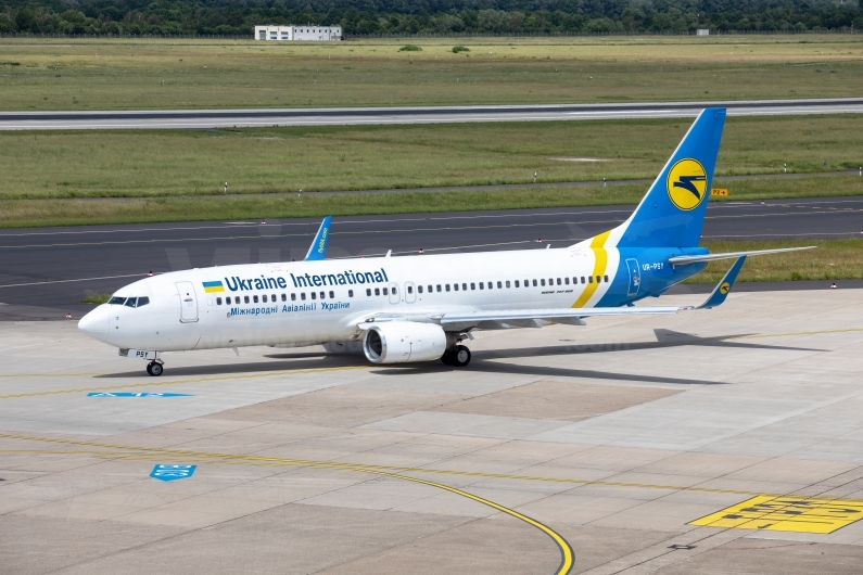 Ukraine International Airlines Boeing 737-8EH(WL) UR-PSY