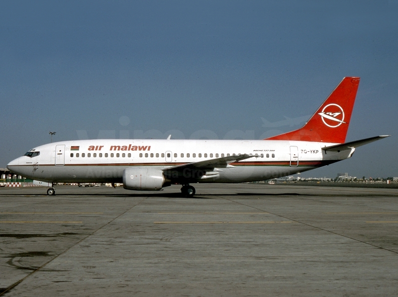 Air Malawi Boeing 737-33A 7Q-YKP