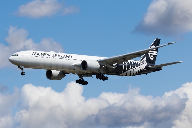 Air New Zealand Boeing 777-319(ER) ZK-OKN