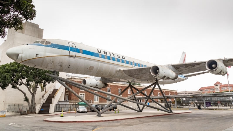 United Airlines Douglas DC-8-52 N8066U