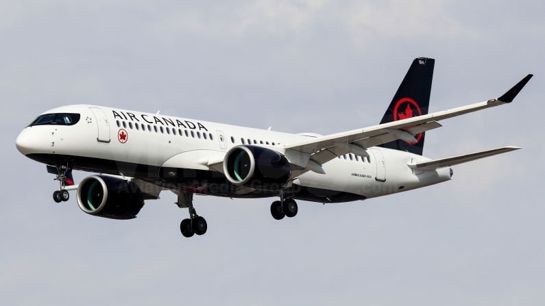 Air Canada Airbus A220-300 C-GJXV