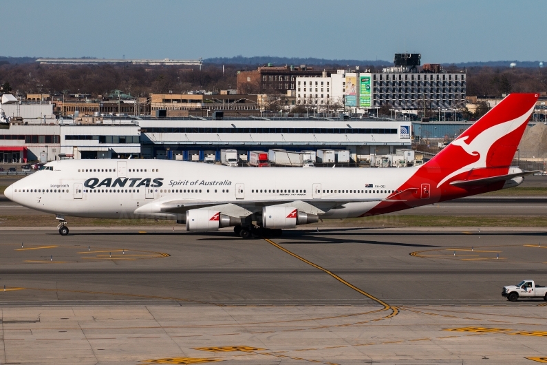 Qantas Boeing 747-438(ER) VH-OEI