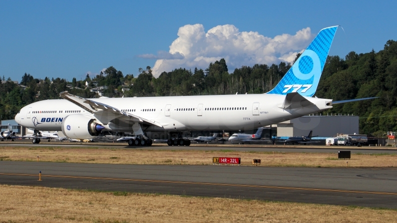 Boeing Boeing 777-9 N779XY