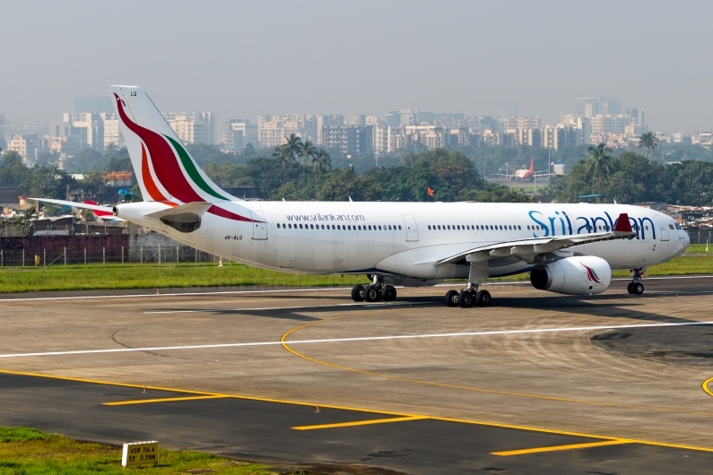 SriLankan Airlines Airbus A330-343 4R-ALQ