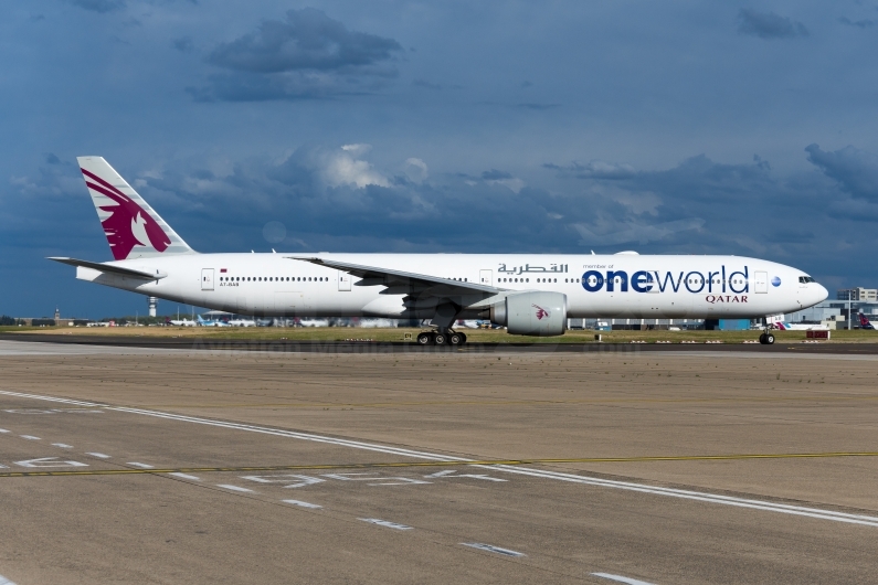 Qatar Airways Boeing 777-3DZ(ER) A7-BAB