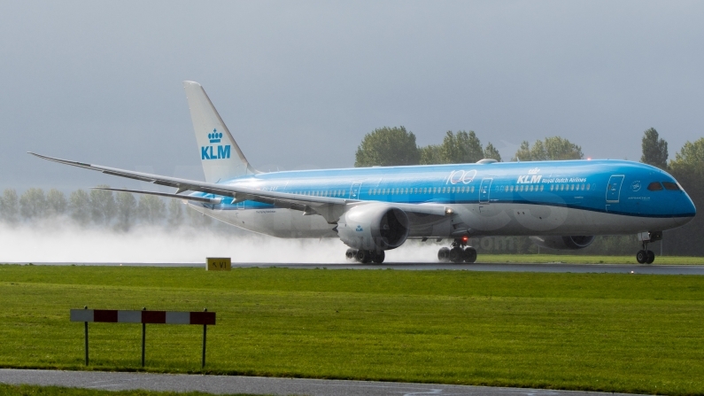 KLM Royal Dutch Airlines Boeing 787-10 Dreamliner PH-BKF