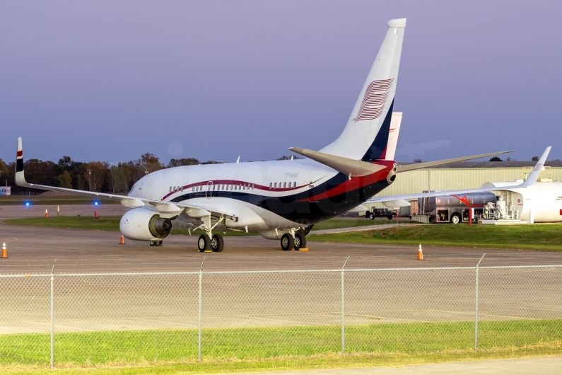 Samrussitera Boeing 737-7HZ(WL) BBJ T7-MAK