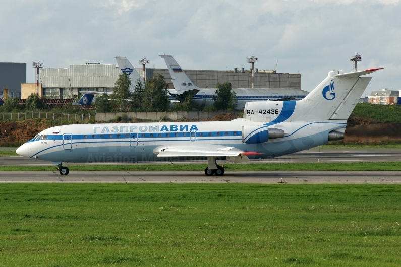 GazpromAvia Yakovlev Yak-42D UR-42436