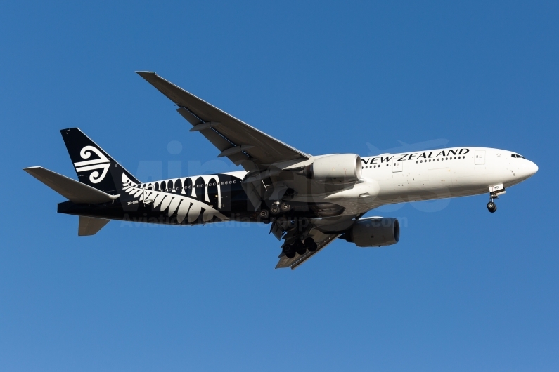 Air New Zealand Boeing 777-219(ER) ZK-OKB