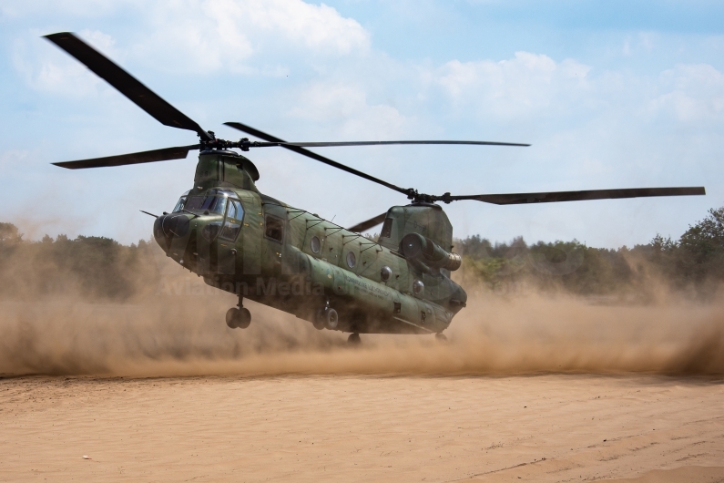 Royal Netherlands Air Force Boeing CH-47D Chinook D-661