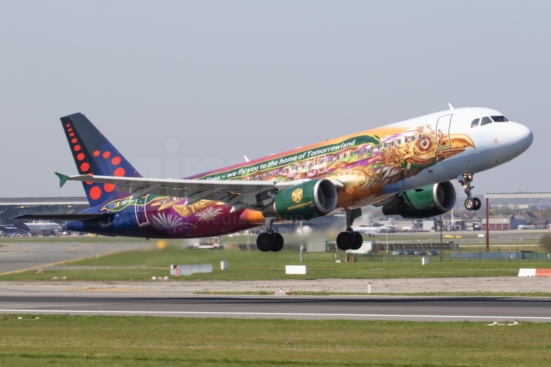 Brussels Airlines Airbus A320-214 OO-SNF