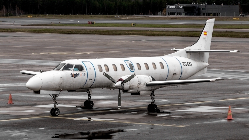 Flightline Fairchild Swearingen SA-226TC Metro II EC-GXJ