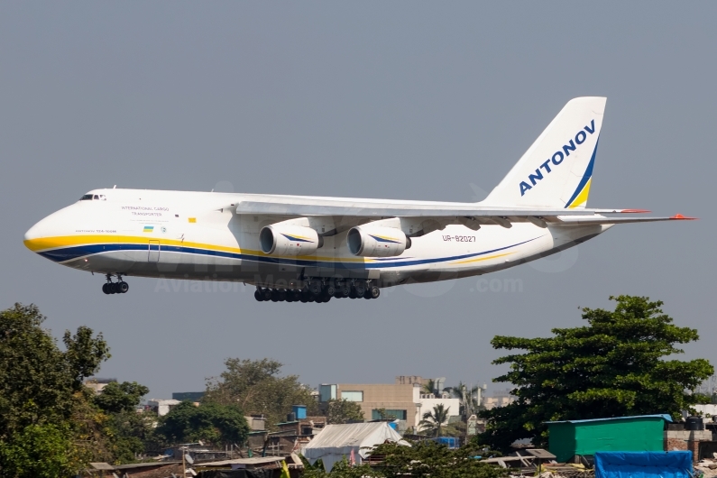 Antonov Airlines (Antonov Design Bureau) Antonov An-124-100 UR-82027