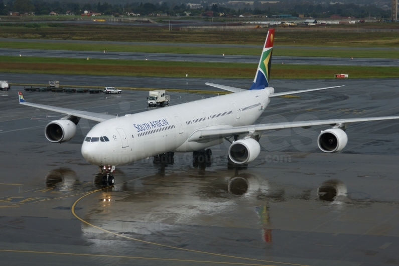 South African Airways Airbus A340-642 ZS-SNH