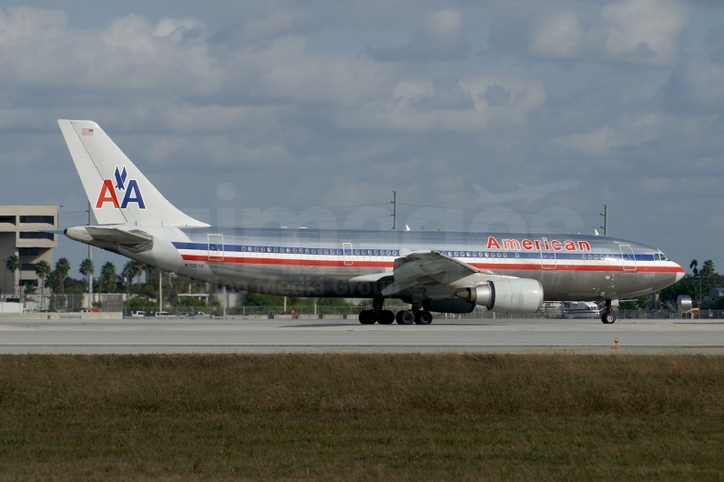 American Airlines Airbus A300B4-605R N70072