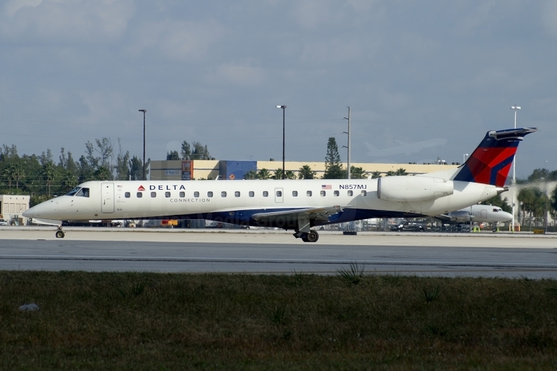 Delta Connection (Freedom Airlines) Embraer ERJ-145LR N857MJ