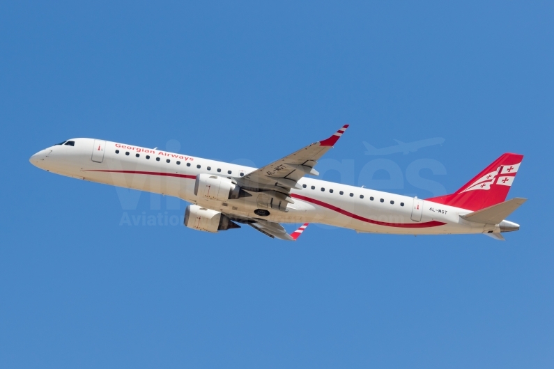 Airzena Georgian Airways Embraer ERJ-195LR (ERJ-190-200 LR) 4L-MGT