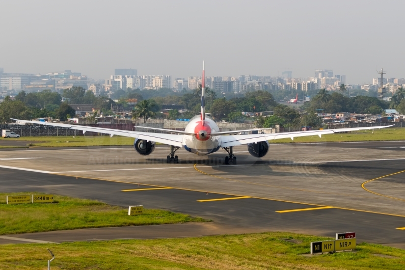 British Airways Boeing 787-8 Dreamliner G-ZBJJ