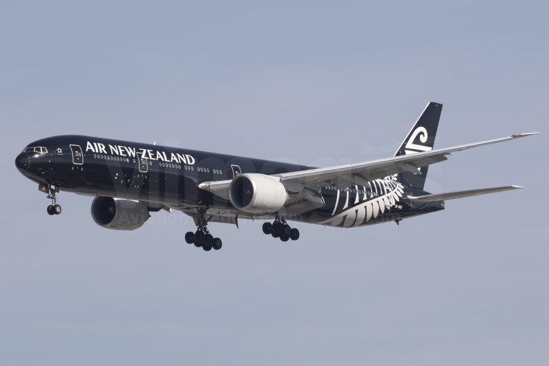 Air New Zealand Boeing 777-319(ER) ZK-OKQ