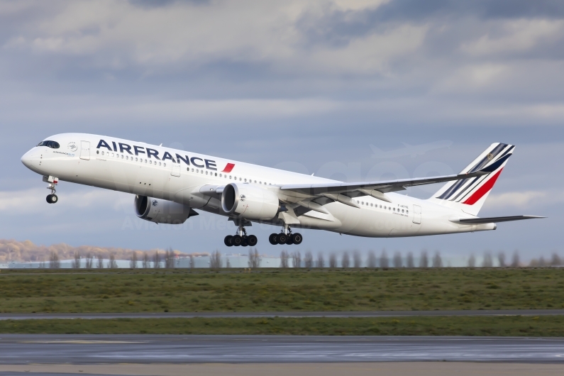 Air France Airbus A350-941 F-HTYE