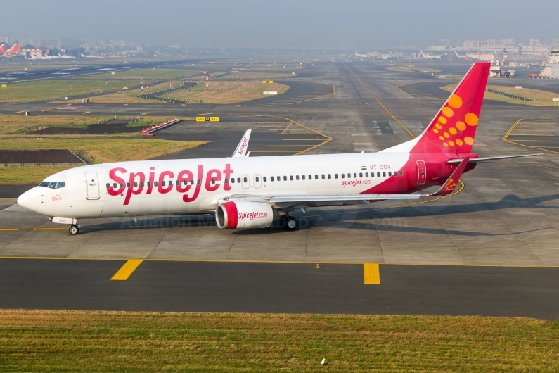 SpiceJet Boeing 737-8GJ(WL) VT-SGV