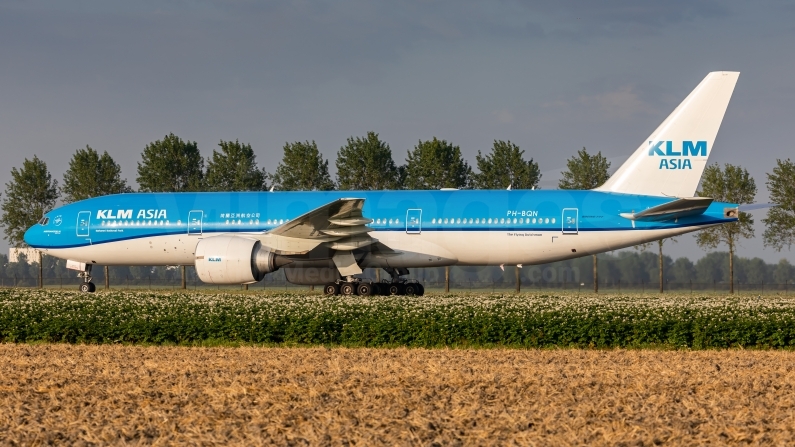 KLM Royal Dutch Airlines Boeing 777-206(ER) PH-BQN