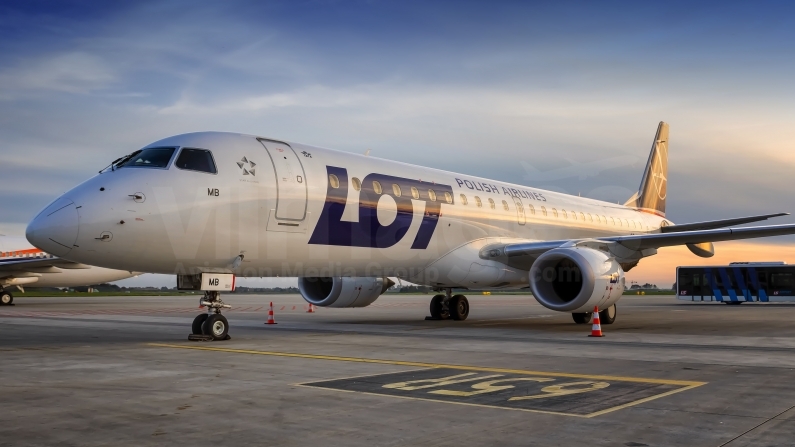 LOT - Polish Airlines Embraer ERJ-190STD (ERJ-190-100) SP-LMB