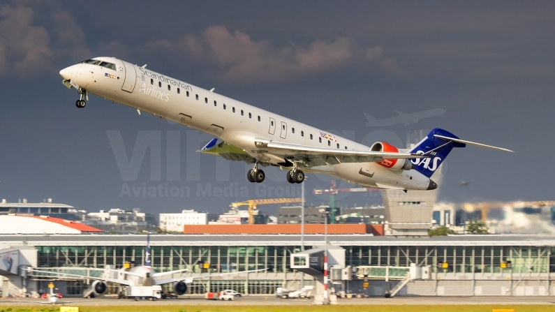 SAS Scandinavian Airlines Bombardier CRJ-900LR (CL-600-2D24) EI-FPP