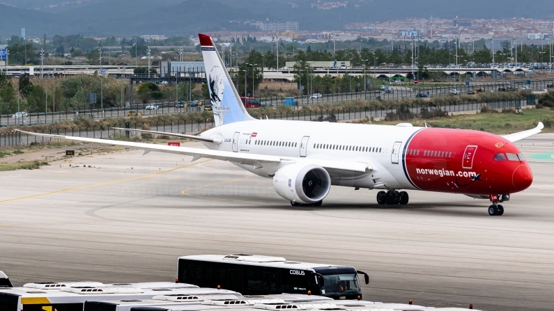 Norwegian Long Haul Boeing 787-9 Dreamliner LN-LNN