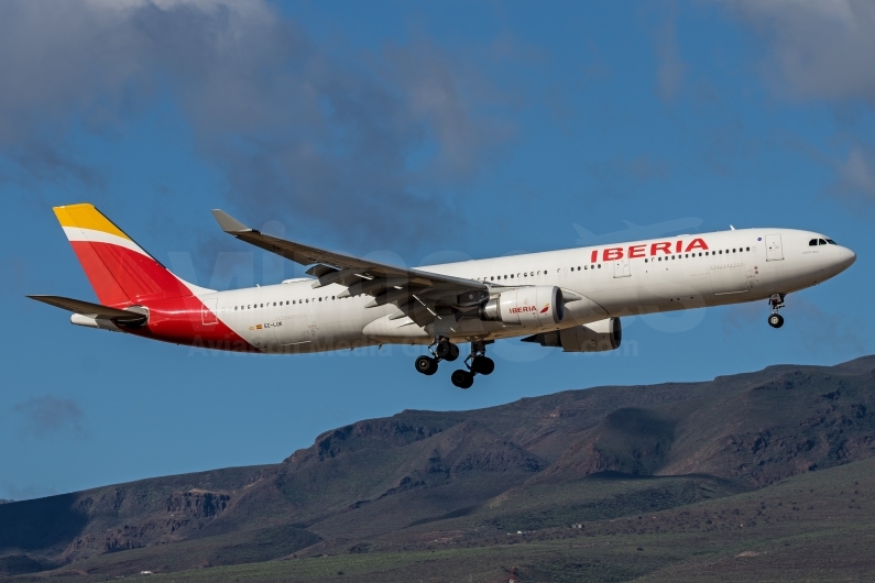 Iberia Airbus A330-302 EC-LUK