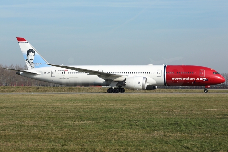 Norwegian Long Haul Boeing 787-9 Dreamliner LN-LNR