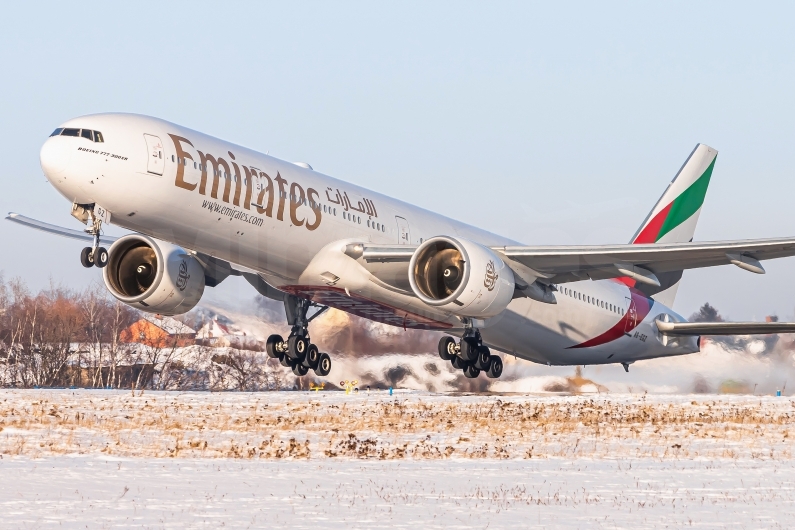 Emirates Boeing 777-31H(ER) A6-EGZ