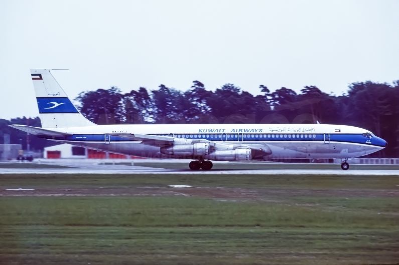 Kuwait Airways Boeing 707-369C 9K-ACJ