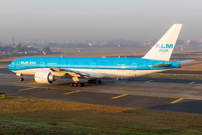 KLM Royal Dutch Airlines Boeing 777-206(ER) PH-BQK