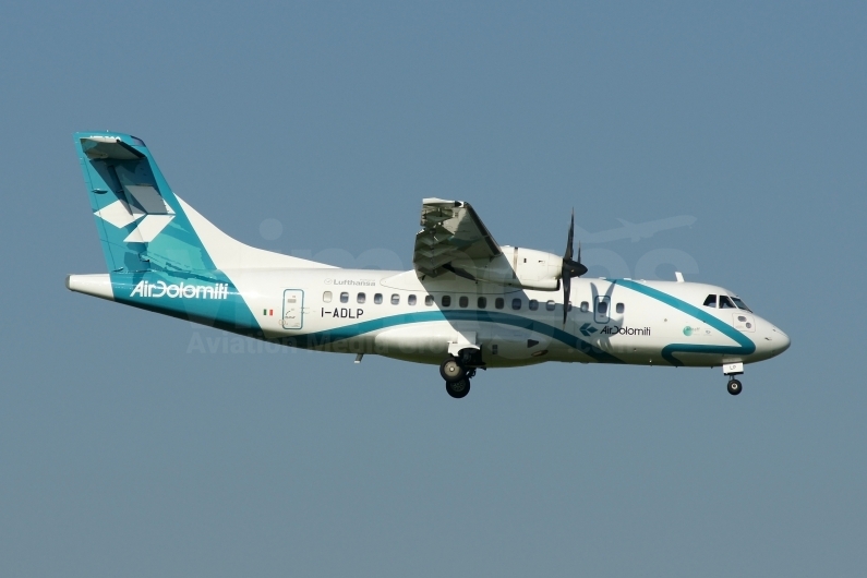 Air Dolomiti ATR 42-500 I-ADLP