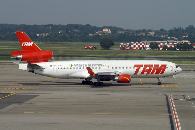 TAM Linhas Aéreas McDonnell Douglas MD-11 PT-MSH