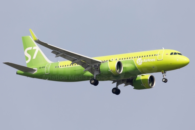 S7 - Siberia Airlines Airbus A320-271N VQ-BDQ