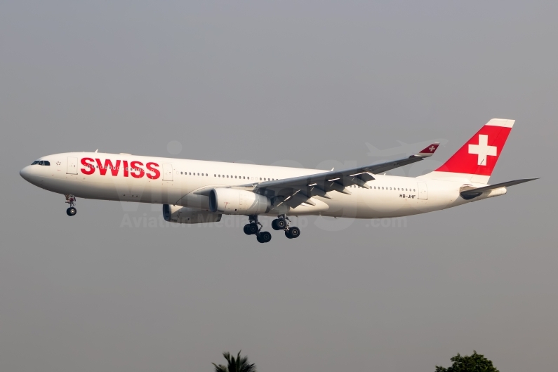 Swiss Airbus A330-343 HB-JHF