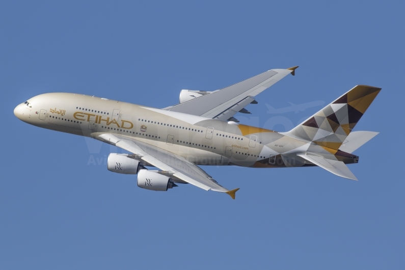 Etihad Airways Airbus A380-861 A6-APF