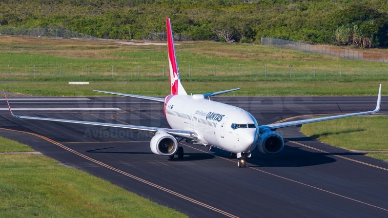 Qantas Boeing 737-838(WL) VH-VZT