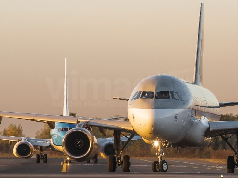 Qatar Airways Airbus A320-232(WL) A7-AHR