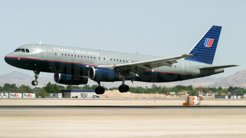 United Airlines Airbus A320-232 N461UA