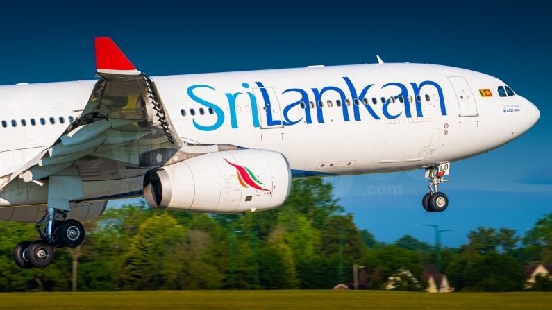 SriLankan Airlines Airbus A330-343 4R-ALO