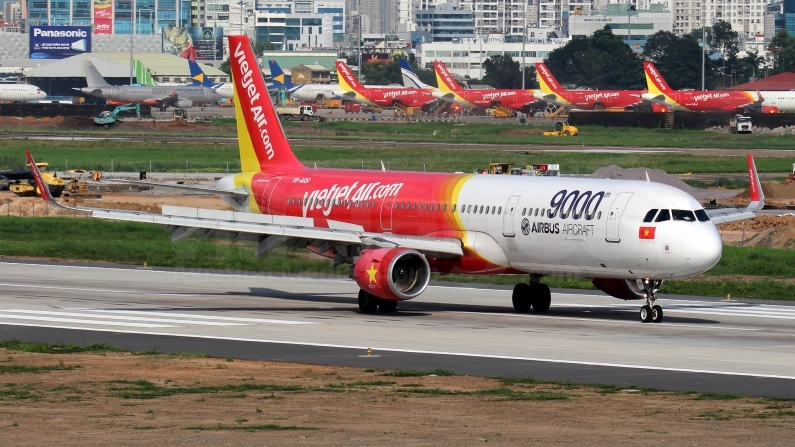 VietJetAir Airbus A321-211(WL) VN-A651